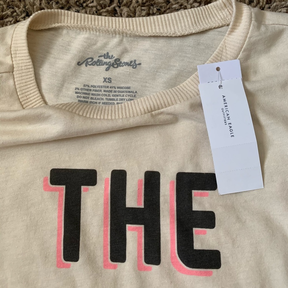 tee - Picture 3 of 3